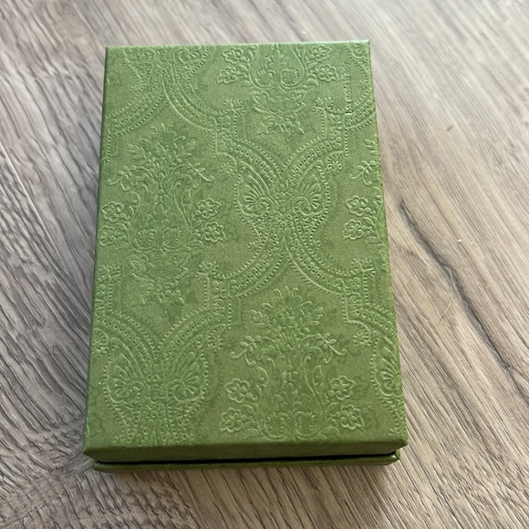 Gucci box - Picture 2 of 4